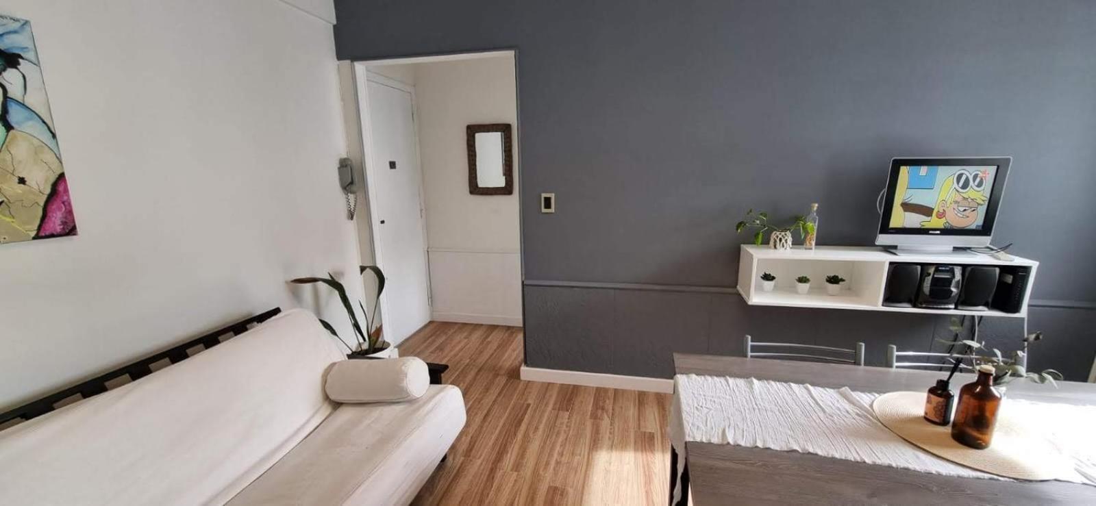Apartamento Departamento Luro Y Santa Fe *